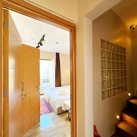 Sultan Pier Istanbul