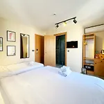 Hotel Sultan Pier *