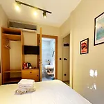 Sultan Pier Hotel