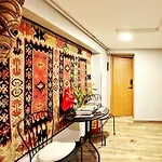 Sultan Pier Hotel